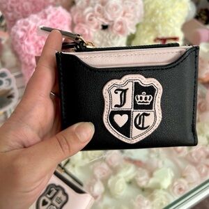 Juicy couture wallet  queen of everything bifold w/pull out case